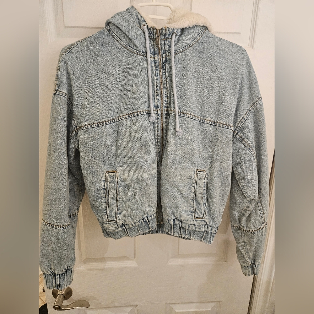 American Eagle Sherpa Bomber